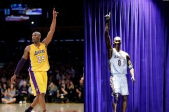 kobe bryant statue pose